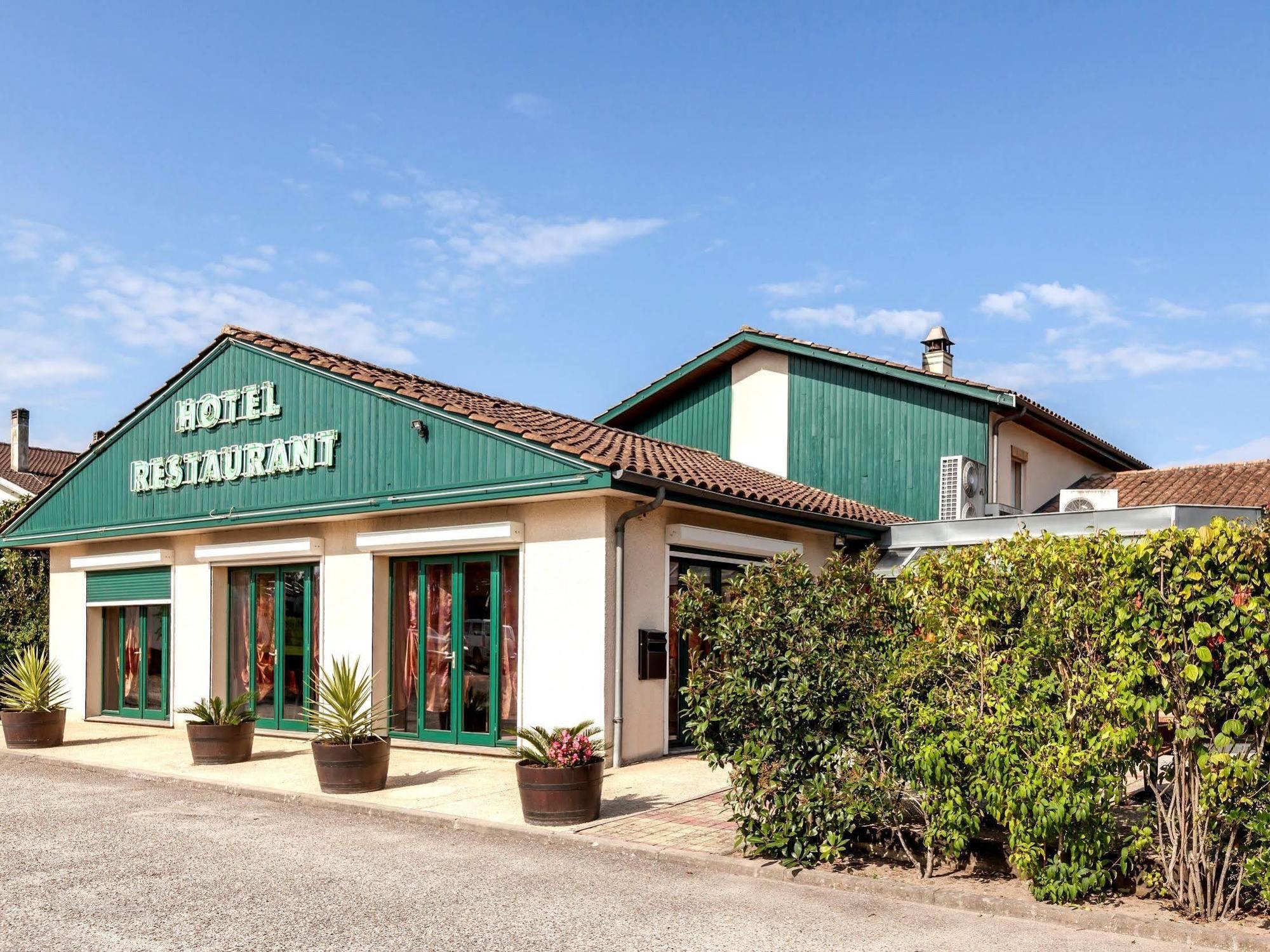 Logis Hotel Horus Restaurant Les Bruyeres Toulenne Eksteriør bilde