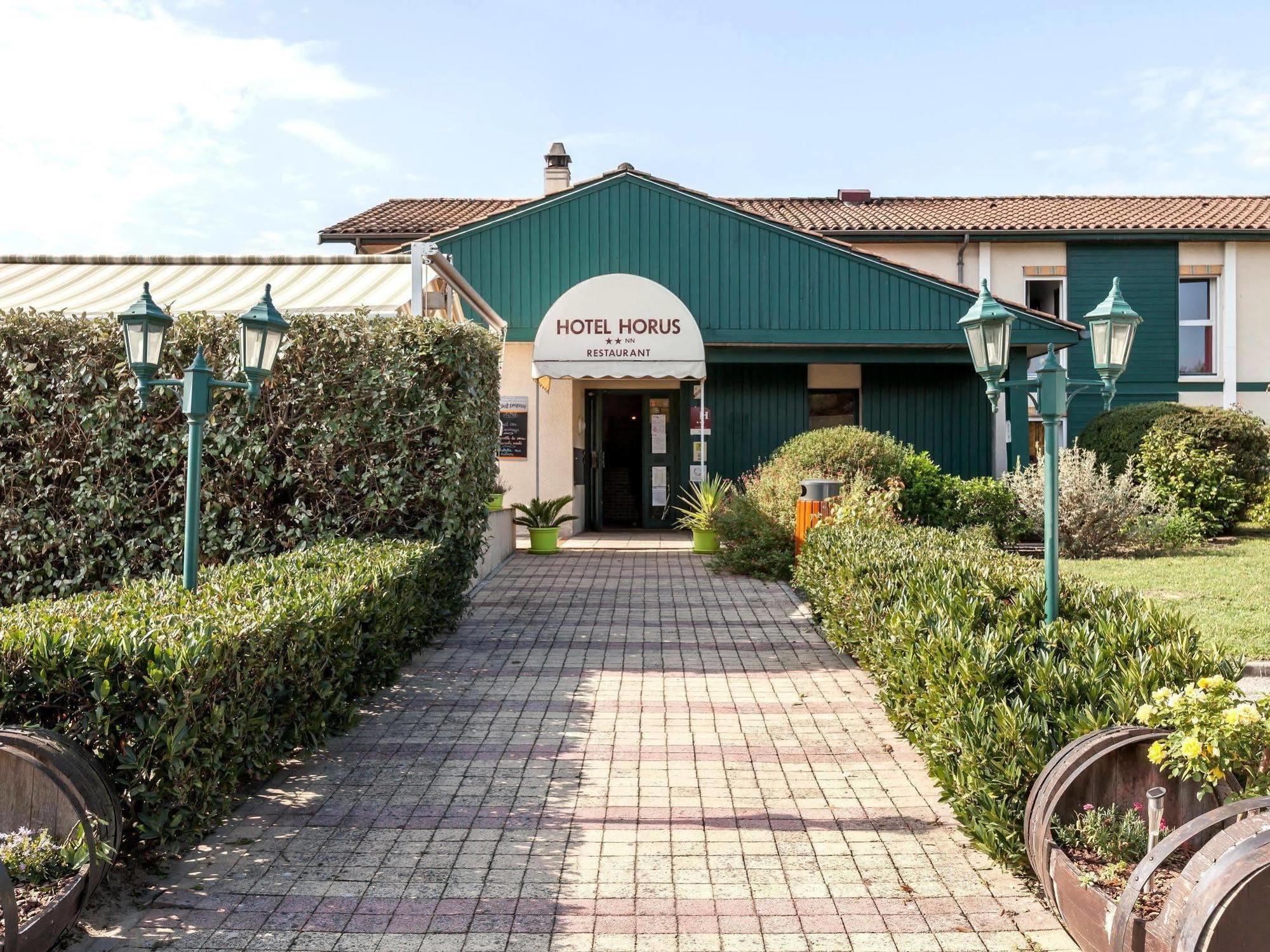 Logis Hotel Horus Restaurant Les Bruyeres Toulenne Eksteriør bilde